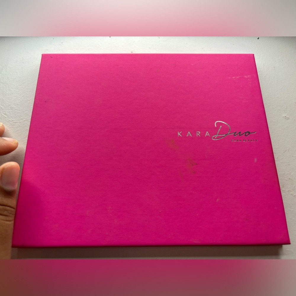 Kara Beauty Pinks Palette